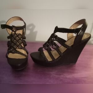 Forever black sandal wedges